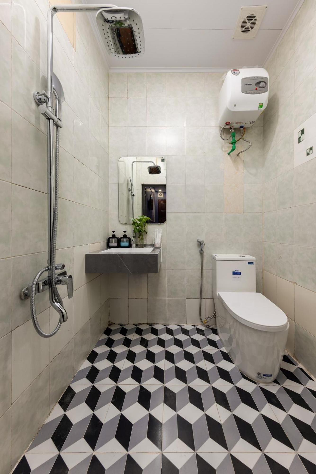 Amanda Boutique Hotel & Travel Hanoi Exterior photo